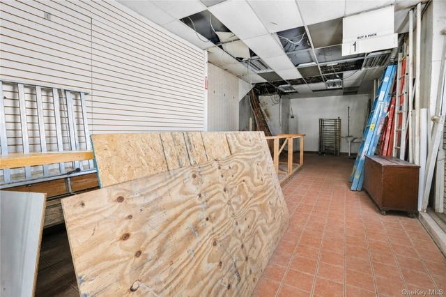 106-17 Jamaica Avenue, Richmond Hill, NY 11418