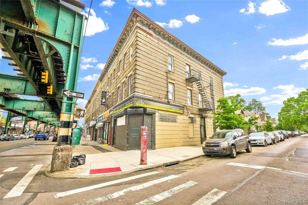 106-17 Jamaica Avenue, Richmond Hill, NY 11418