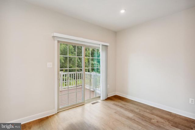 19753 GREEN VILLAGE DR, Montgomery Village, MD 20886