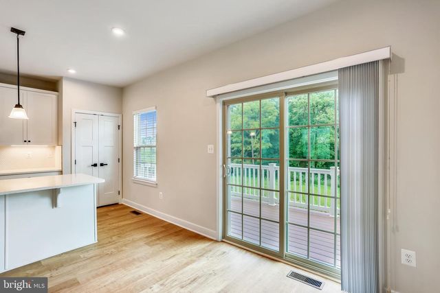 19753 GREEN VILLAGE DR, Montgomery Village, MD 20886