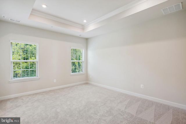 19753 GREEN VILLAGE DR, Montgomery Village, MD 20886