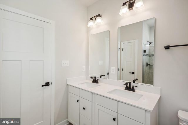 19753 GREEN VILLAGE DR, Montgomery Village, MD 20886