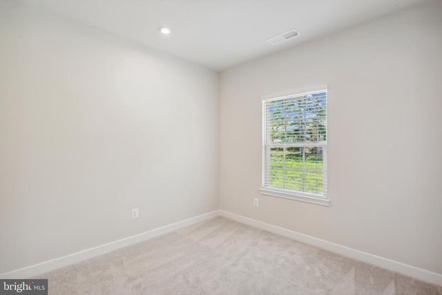 19753 GREEN VILLAGE DR, Montgomery Village, MD 20886