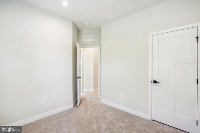 19753 GREEN VILLAGE DR, Montgomery Village, MD 20886