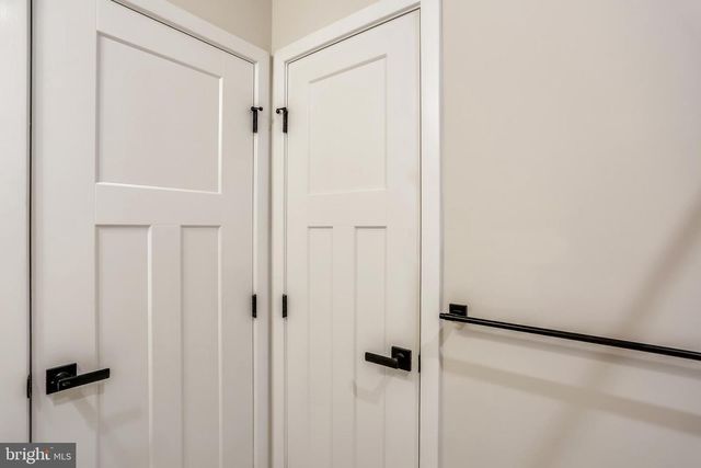 19753 GREEN VILLAGE DR, Montgomery Village, MD 20886