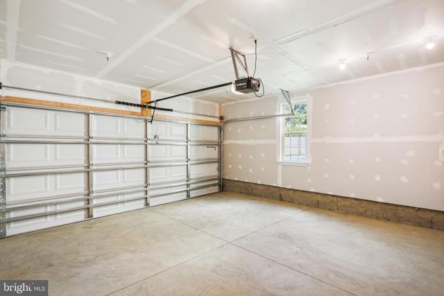 19753 GREEN VILLAGE DR, Montgomery Village, MD 20886