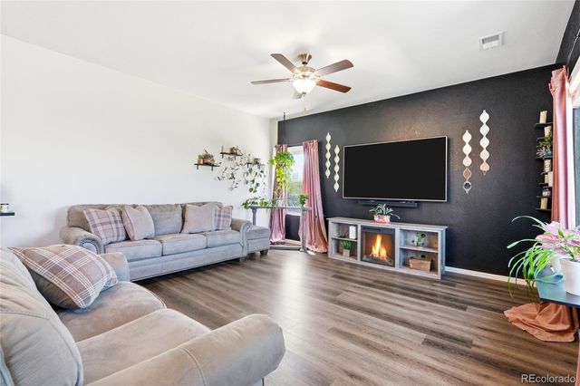 7253 Shavano Avenue, Frederick, CO 80504