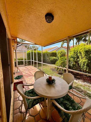 10148 Aspen Way, Palm Beach Gardens, FL 33410