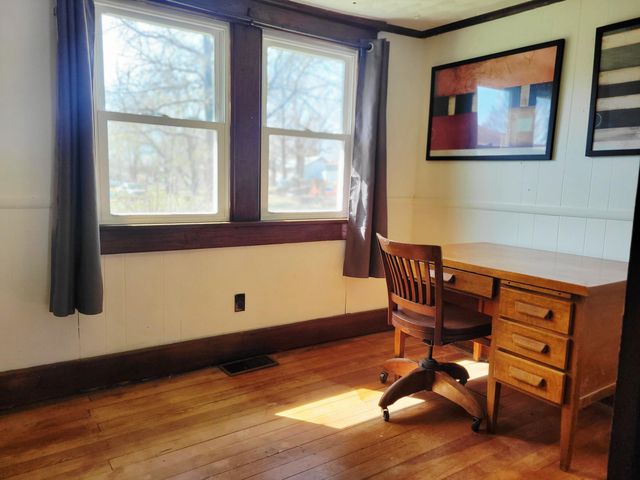 401 South Street, Stockton, MO 65785