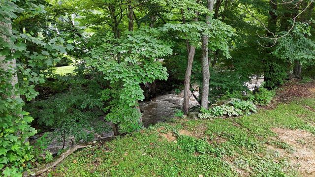 81 Breezy Creek Lane, Maggie Valley, NC 28751
