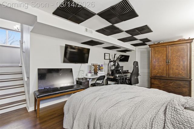 36248 Weideman Street, Clinton Charter Township, MI 48035