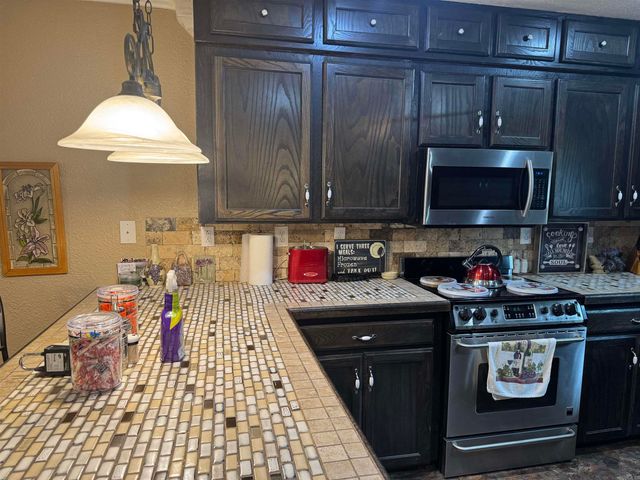 175 County Road 2733, London, AR 72847