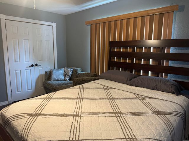 175 County Road 2733, London, AR 72847