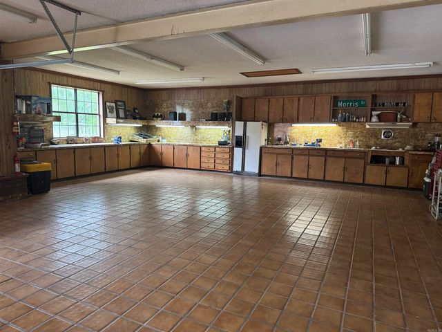 175 County Road 2733, London, AR 72847