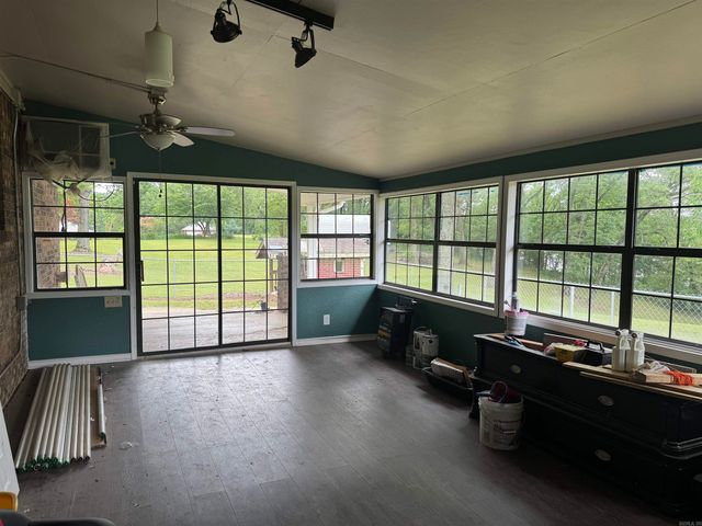 175 County Road 2733, London, AR 72847