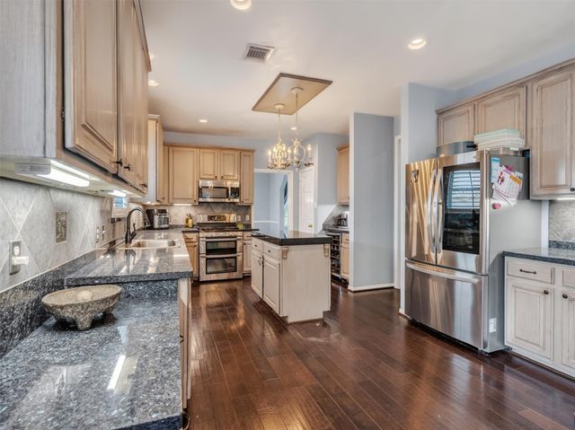 7318 Timberline Drive, Pasadena, TX 77505