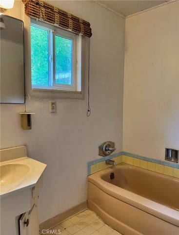 5128 W State Highway 20, Upper Lake, CA 95485