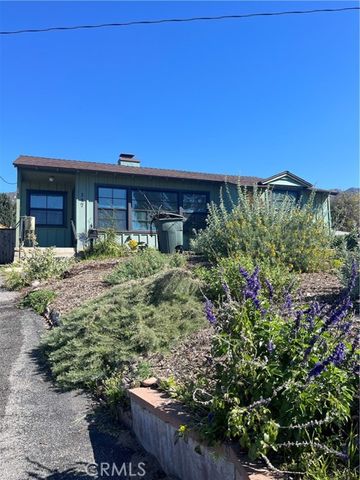 147 W Las Flores, Altadena, CA 91001