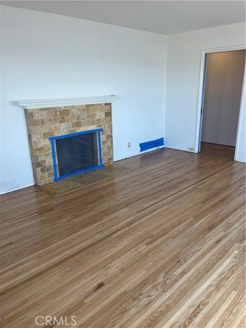 147 W Las Flores, Altadena, CA 91001