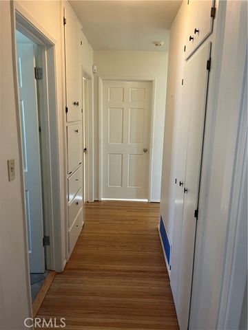 147 W Las Flores, Altadena, CA 91001