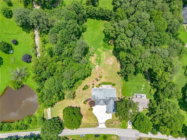 4829 Moon Road, Powder Springs, GA 30127