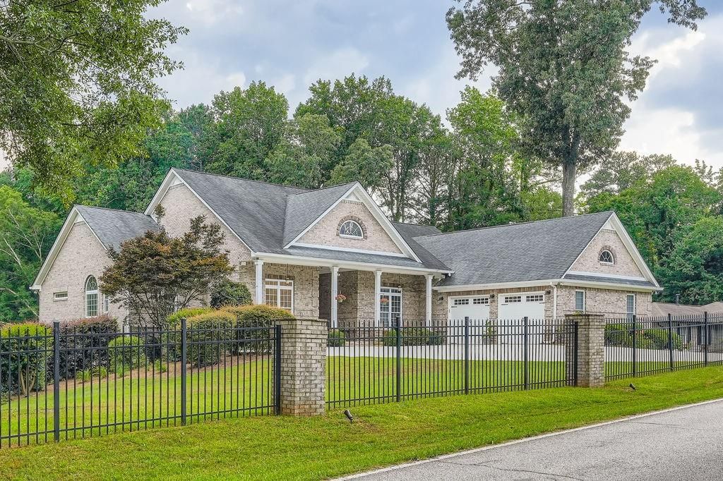 4829 Moon Road, Powder Springs, GA 30127