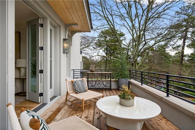 100 Sheridan Drive NE, Atlanta, GA 30305