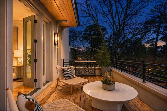 100 Sheridan Drive NE, Atlanta, GA 30305