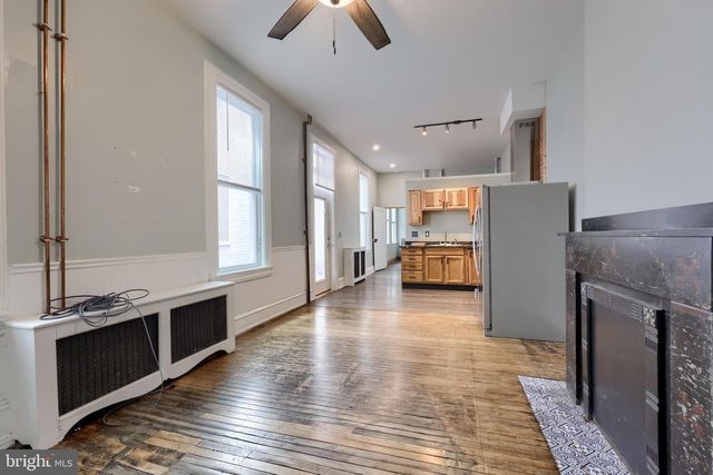 205 E KING ST, Lancaster, PA 17602