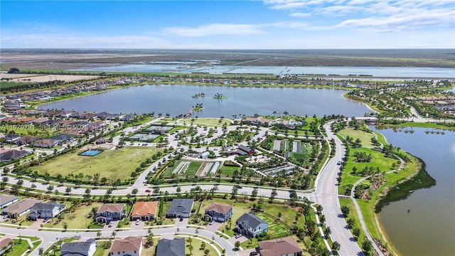 1162 Haywagon Trl, Loxahatchee, FL 33470