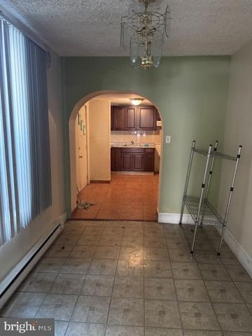 2810 N LAWRENCE ST, Philadelphia, PA 19133