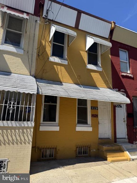 2810 N LAWRENCE ST, Philadelphia, PA 19133