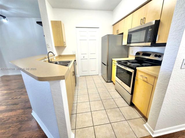 2209 Belmont Ln 2209, North Lauderdale, FL 33068
