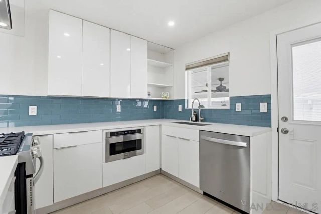 3281 New Jersey, Lemon Grove, CA 91945