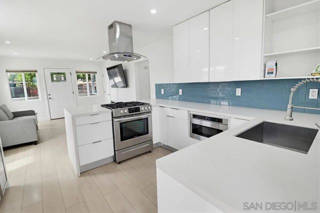 3281 New Jersey, Lemon Grove, CA 91945