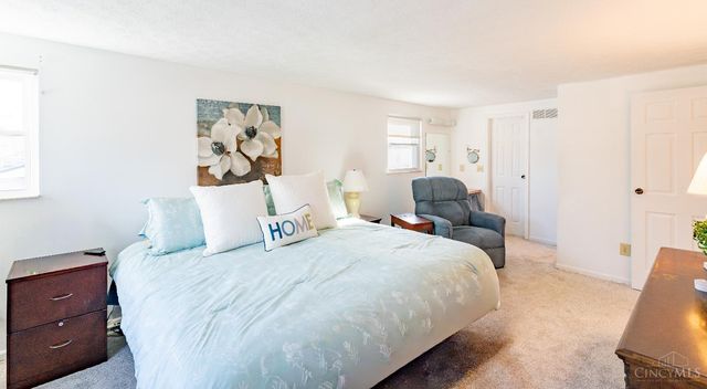 5902 Wade Road, Miami Twp, OH 45150