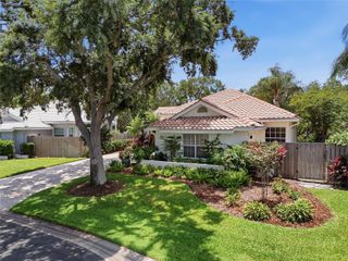 812 LIVE OAK TERRACE NE, St Petersburg, FL 33703