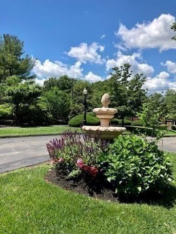 760 Highland Ave 7, Needham, MA 02494