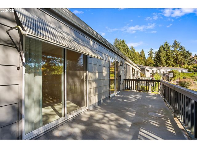 3653 Sw 52ND Pl, Portland, OR 97221