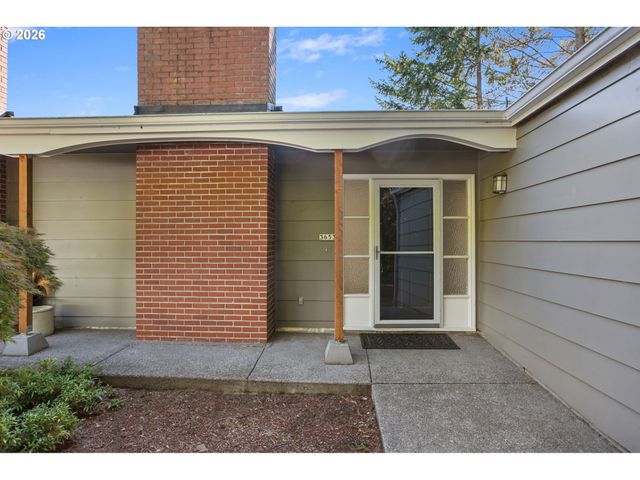 3653 Sw 52ND Pl, Portland, OR 97221