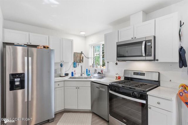 628 E Eklutna Avenue, Palmer, AK 99645
