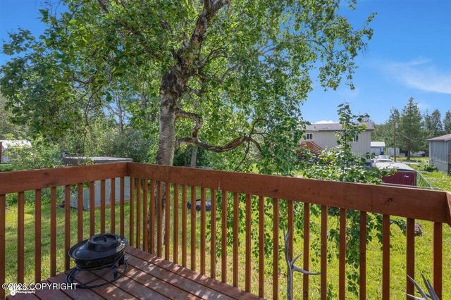 628 E Eklutna Avenue, Palmer, AK 99645