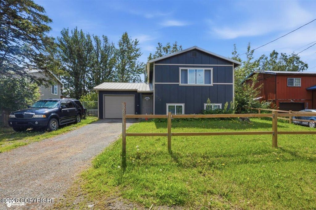 628 E Eklutna Avenue, Palmer, AK 99645