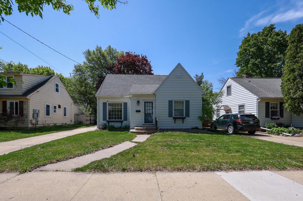 1111 4th Avenue SE, Rochester, MN 55904