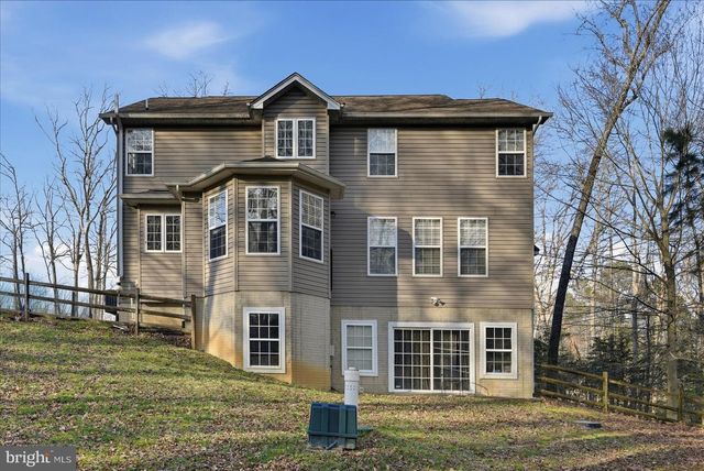 7374 KINGS HWY, King George, VA 22485