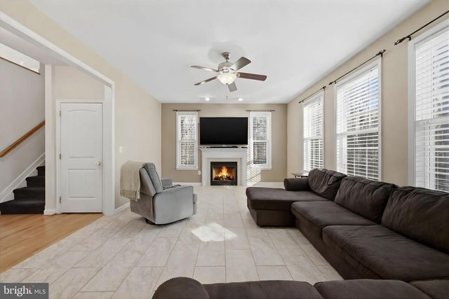 7374 KINGS HWY, King George, VA 22485