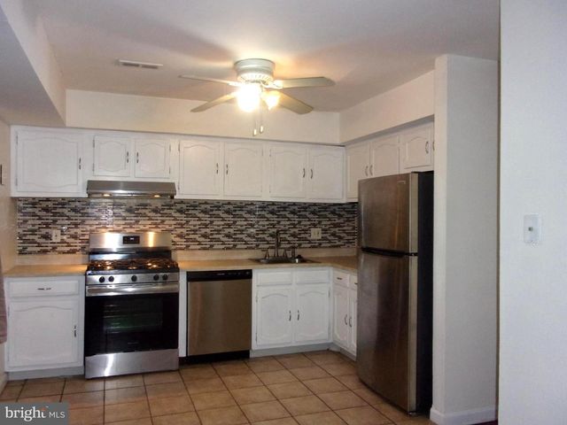 48 CHELSEA CIR, Clementon, NJ 08021