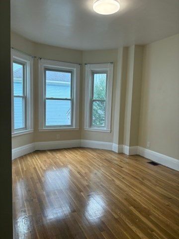 77-79 Millet St 79, Boston, MA 02124
