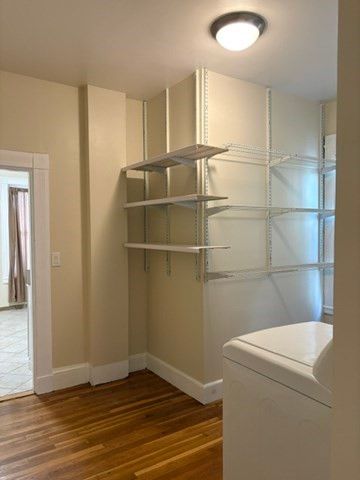 77-79 Millet St 79, Boston, MA 02124