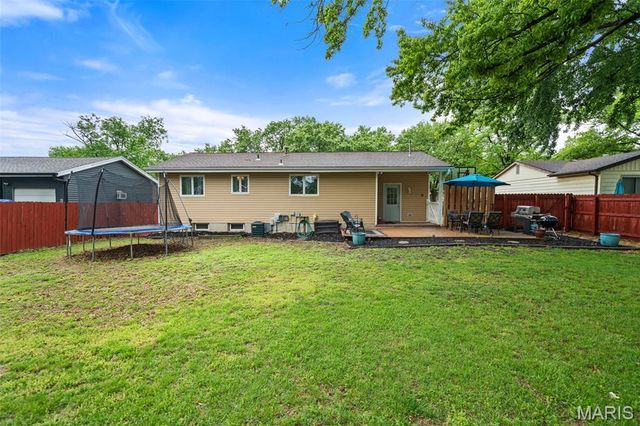 1290 Greenmar Drive, Fenton, MO 63026